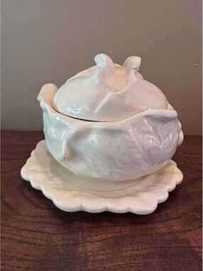 Vintage Holland Mold Cabbageware Lettuce Tureen Lidded Bowl and Plate Set